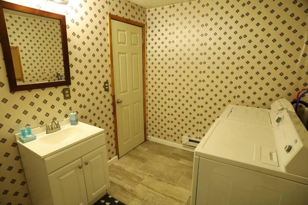 3-Bedroom Apt. Ideal Location Near New River Gorge Фейетвилл Экстерьер фото