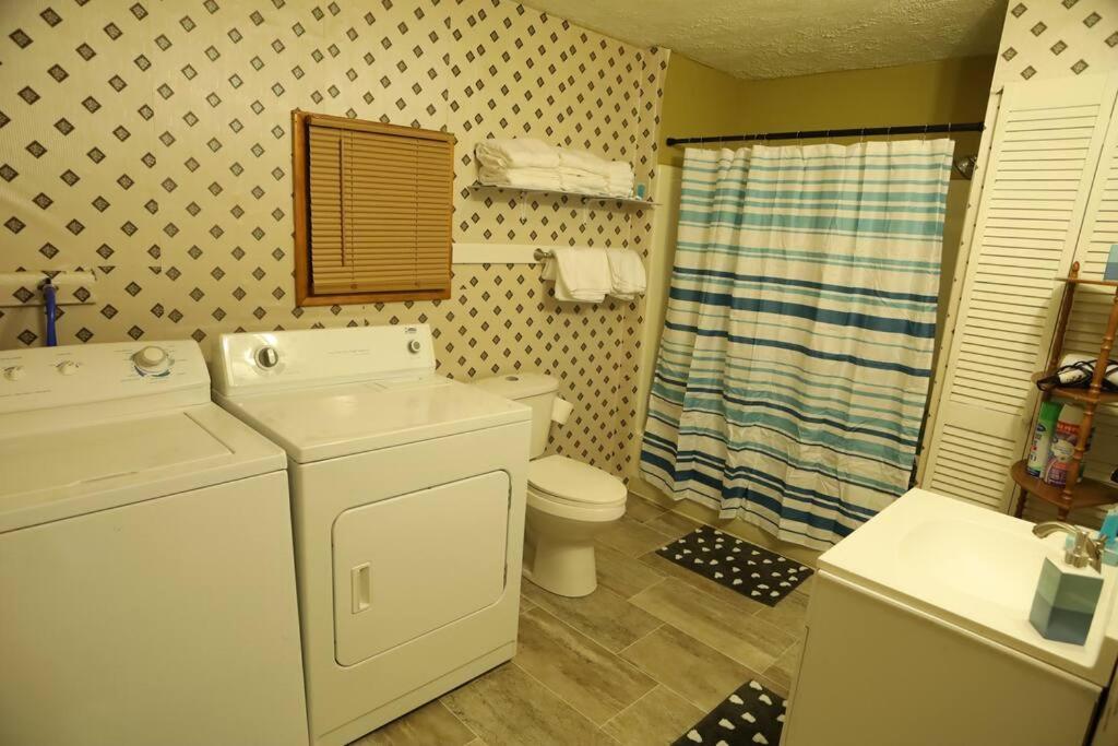3-Bedroom Apt. Ideal Location Near New River Gorge Фейетвилл Экстерьер фото